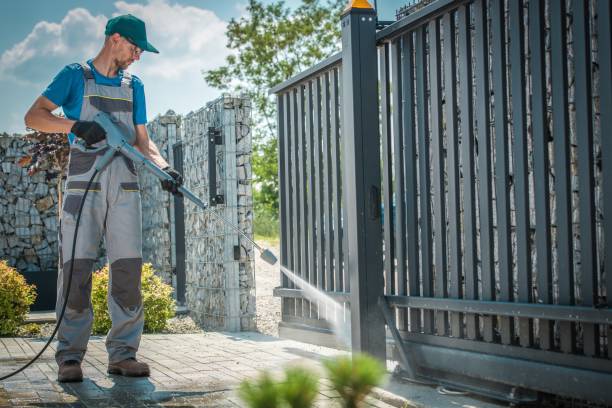 Animal Enclosure Cleaning in Port Washington, NY